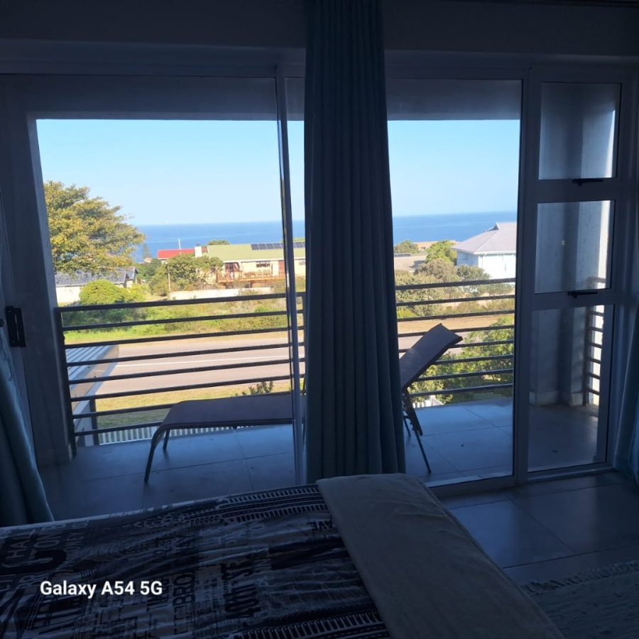 Bedroom Property for Sale in Fraaiuitsig Western Cape